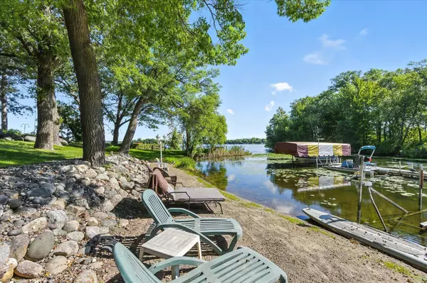 Zimmerman, MN 55398,12400 Isle RD