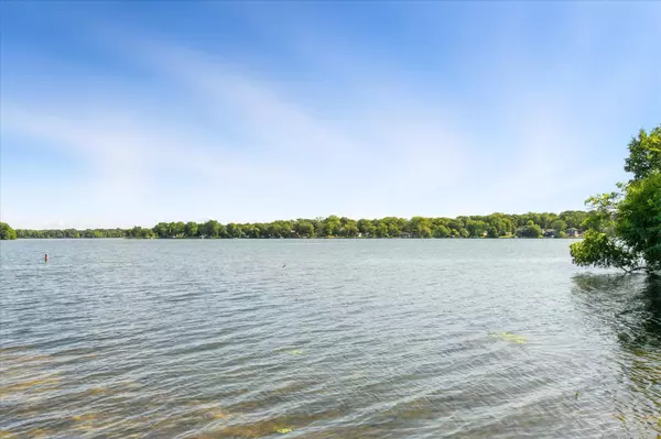 Zimmerman, MN 55398,12400 Isle RD