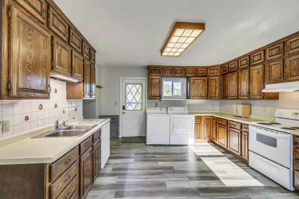 Plainview, MN 55964,105 10th ST NW