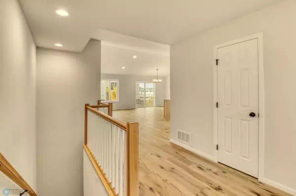 Fargo, ND 58104,1474 66th AVE S