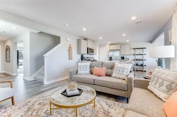Shakopee, MN 55379,2121 Clearwater TER