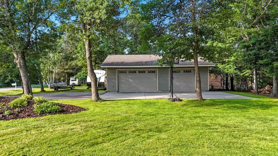 16326 Birchwood LN, Brainerd, MN 56401