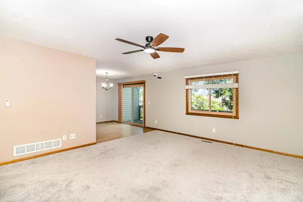 Oakdale, MN 55128,3838 Goodwin AVE N