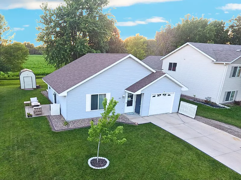318 2nd AVE SE, Blooming Prairie, MN 55917