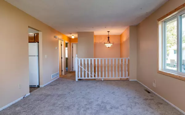 Blaine, MN 55434,792 125th LN NE