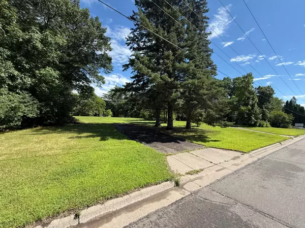 Little Falls, MN 56345,201 11th ST SE