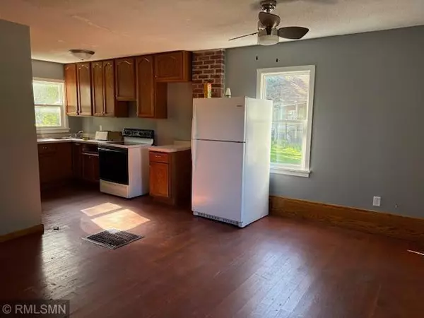 Long Prairie, MN 56347,454 Lake ST S