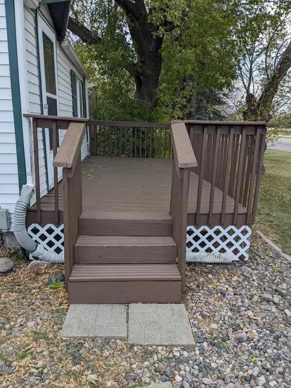 Moorhead, MN 56560,1711 15th AVE N