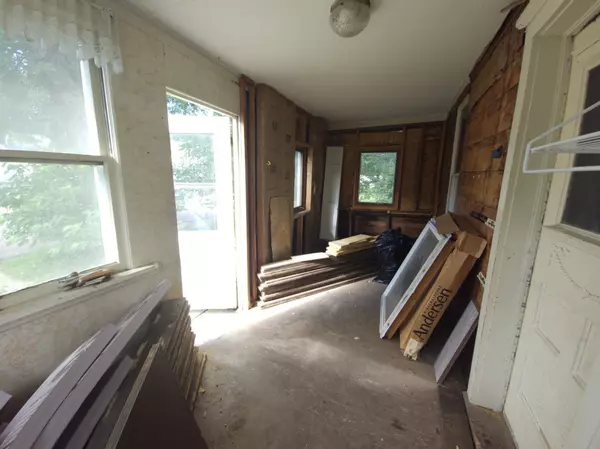 New Richland, MN 56072,503 1st ST SW