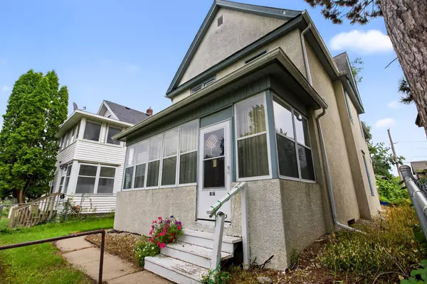 Saint Paul, MN 55104,816 Edmund AVE