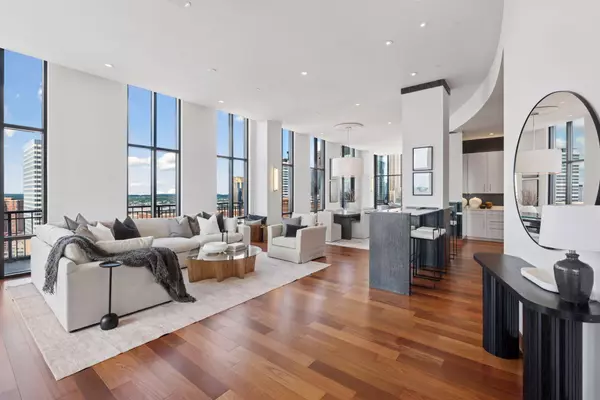 Minneapolis, MN 55403,201 S 11th ST #2600