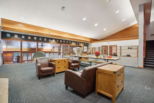 Somerset, WI 54025,454 County Road VV