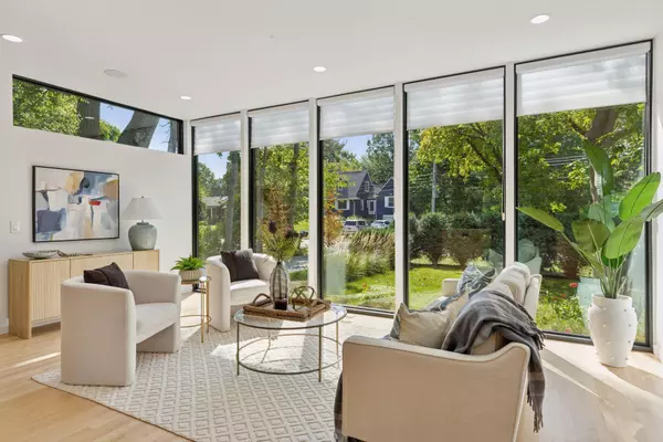 Minnetonka, MN 55305,13228 Orchard RD