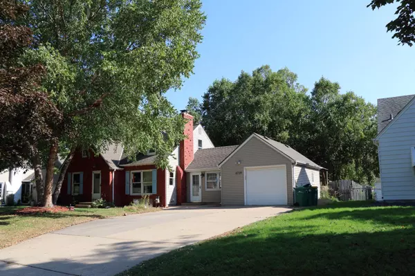 Richfield, MN 55423,6739 Elliot AVE S