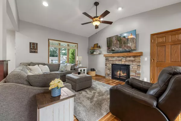 Inver Grove Heights, MN 55076,8330 Cleadis AVE