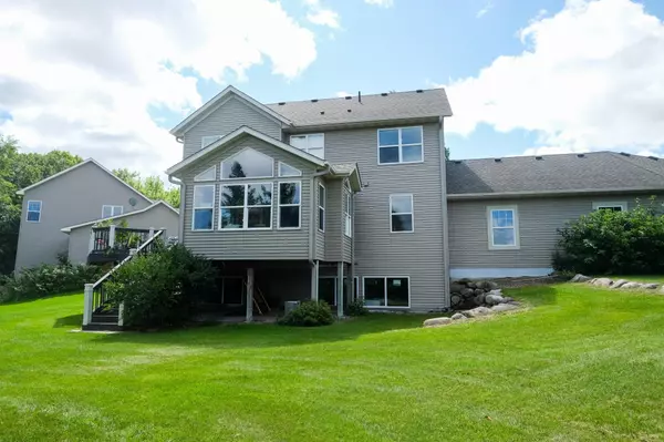 Shakopee, MN 55379,9109 Edgewood CIR