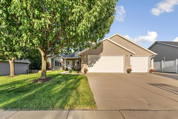 Faribault, MN 55021,1205 Amber LN