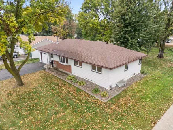 Shakopee, MN 55379,918 Holmes ST S