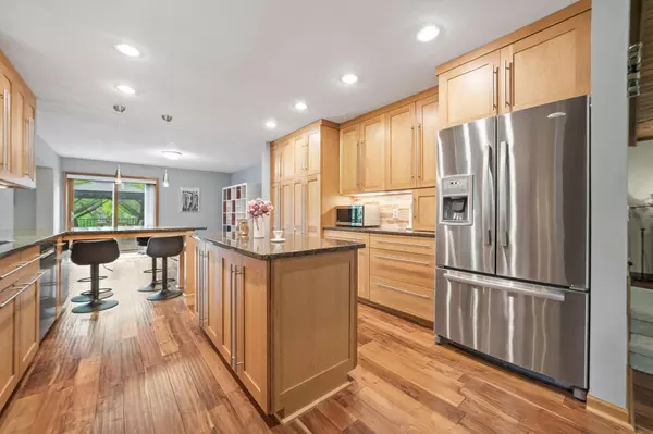 Medina, MN 55340,3125 Carriage DR