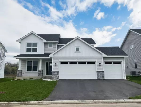 7553 Lower 42nd ST N, Oakdale, MN 55128