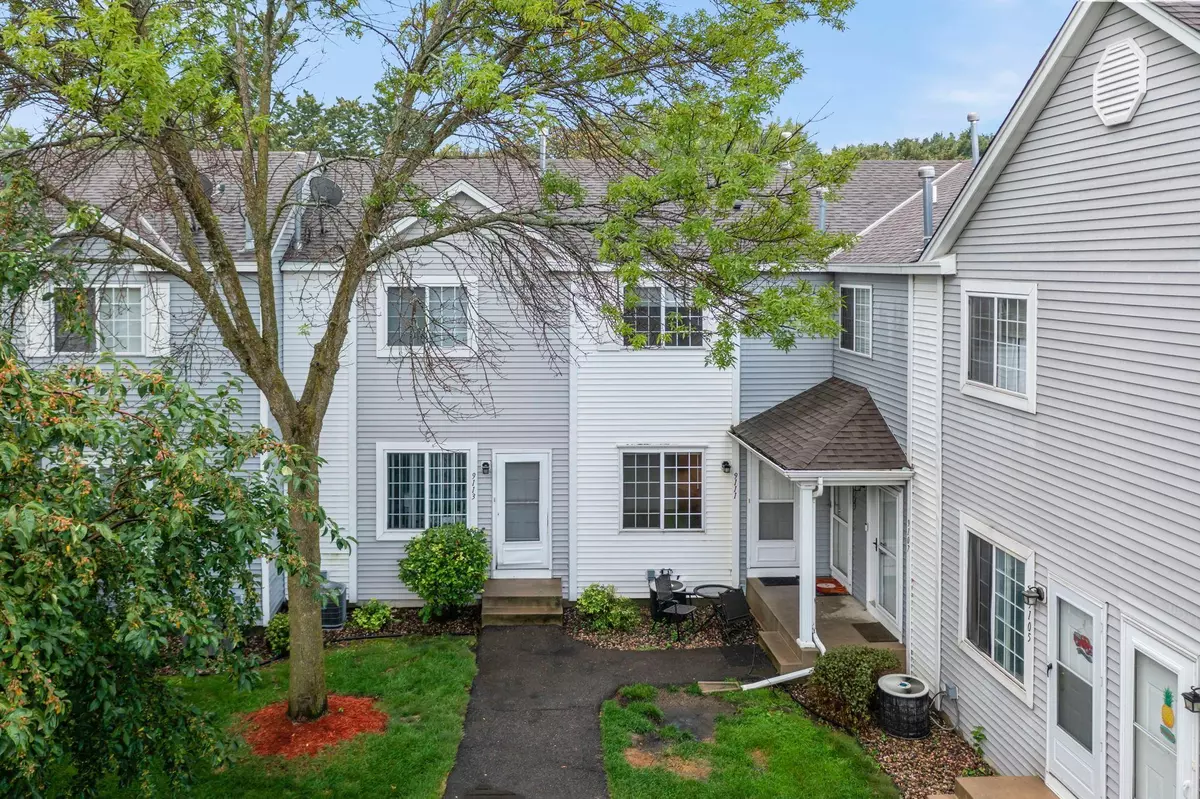 Eden Prairie, MN 55347,9111 Terra Verde TRL