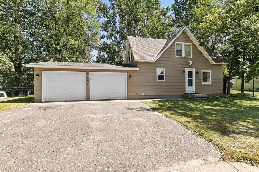 304 6th ST NW, Little Falls, MN 56345