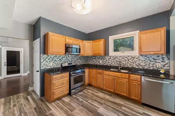 Minneapolis, MN 55408,3204 5th AVE S