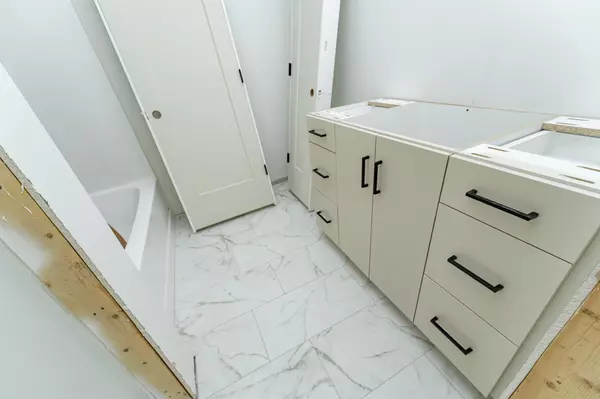 Byron, MN 55920,1727 4th ST NE