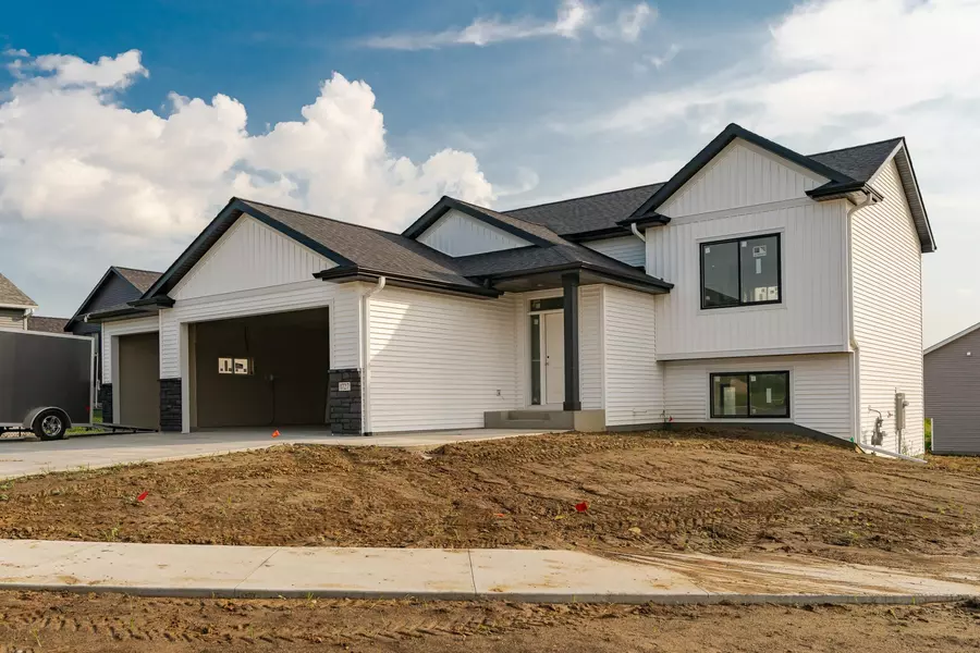 1727 4th ST NE, Byron, MN 55920