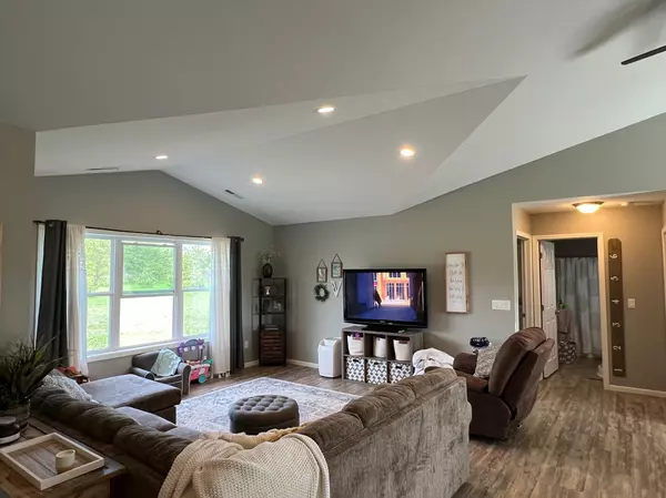 Bemidji, MN 56601,8140 Eckles RD NW