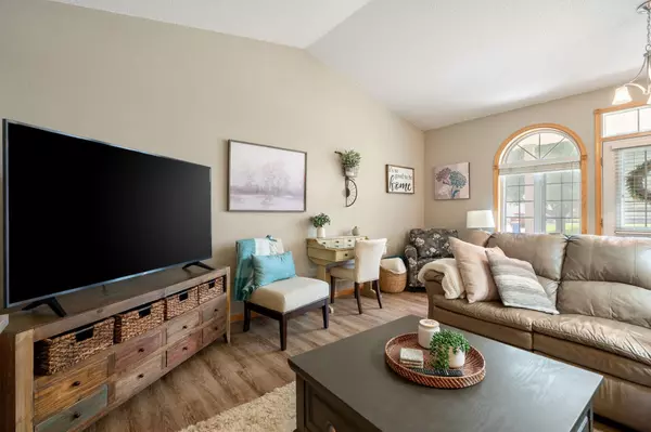Owatonna, MN 55060,2094 Richway LN SE