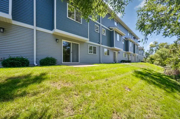 Maple Grove, MN 55311,17673 69th PL N