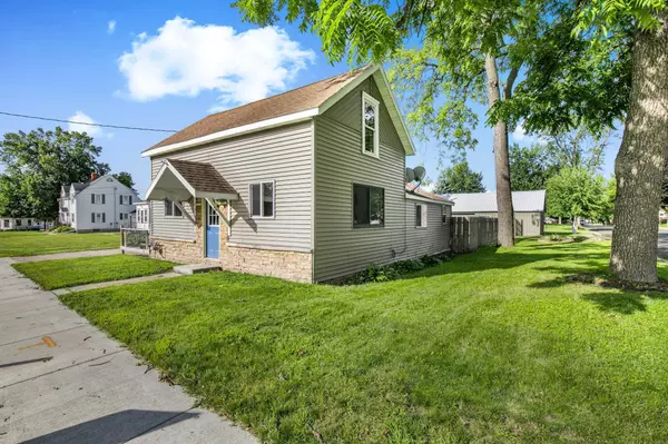 Dassel, MN 55325,551 1st ST N