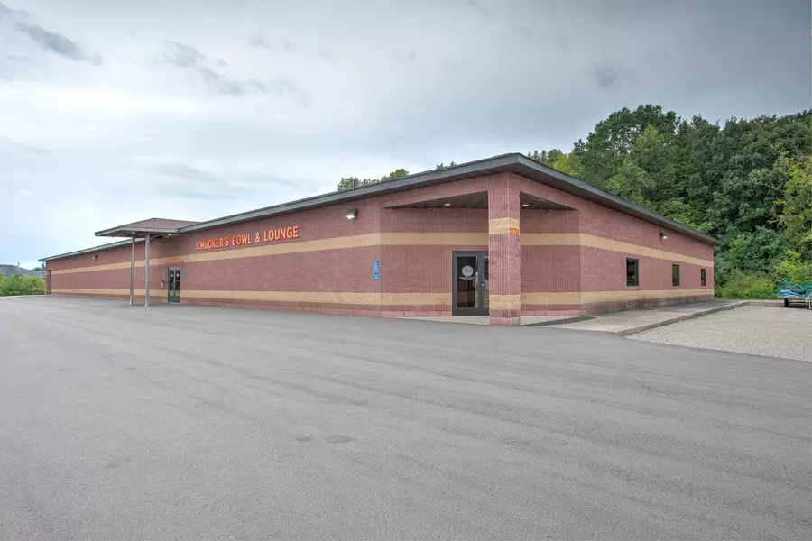 1270 W 3rd ST, Rush City, MN 55069