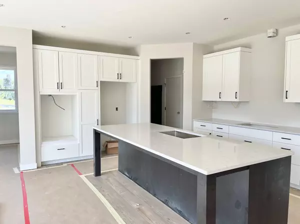Shakopee, MN 55379,7422 Waverly AVE