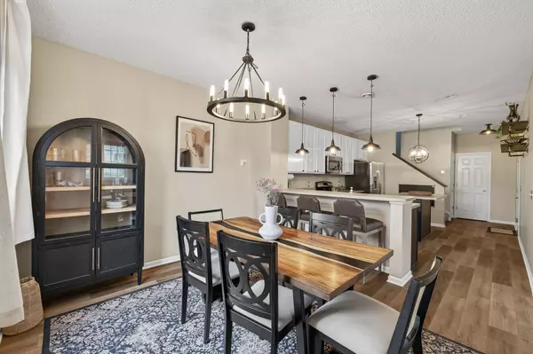 Maple Grove, MN 55311,9841 Vagabond LN N