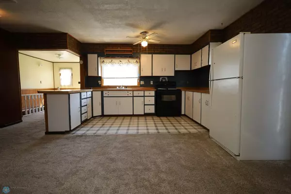 Buxton, ND 58218,403 Pacific AVE