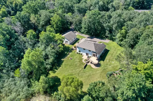 25647 Gustavus CT, Wyoming, MN 55092