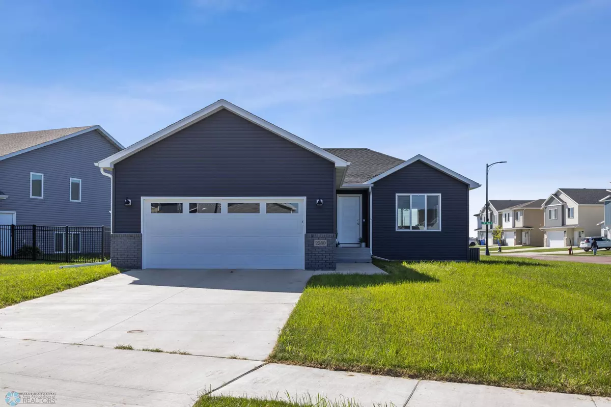 Fargo, ND 58104,2280 Griffin DR S