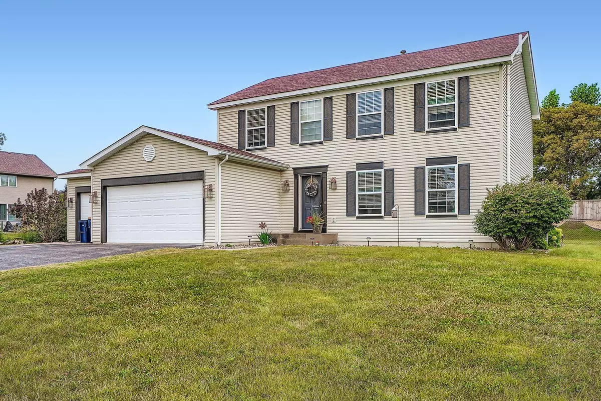 Lakeville, MN 55044,9485 204th ST W