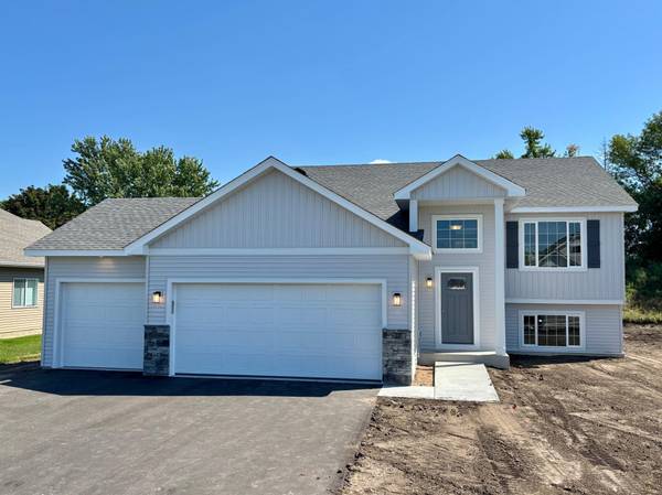 699 Mallard ST NE, Hanover, MN 55341