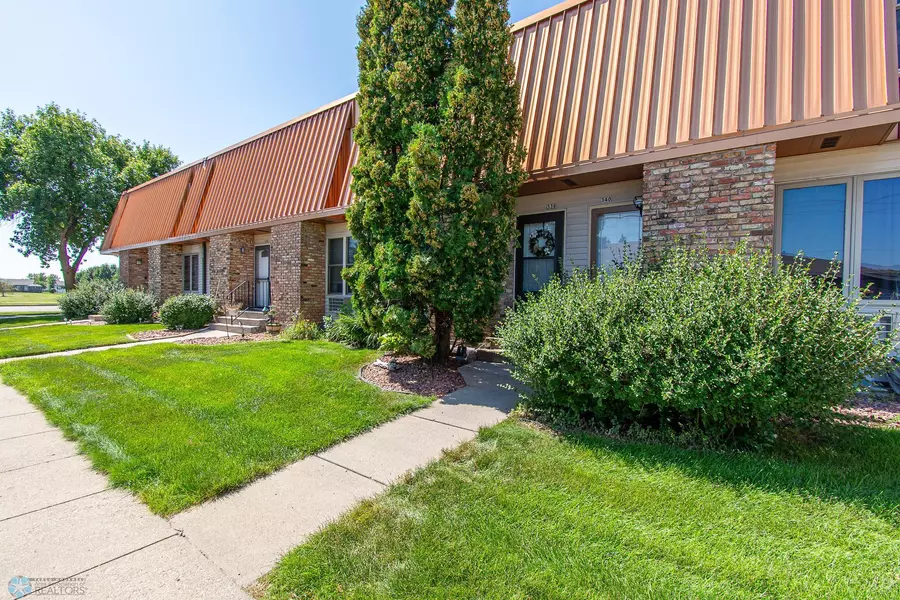 338 13th AVE E, West Fargo, ND 58078