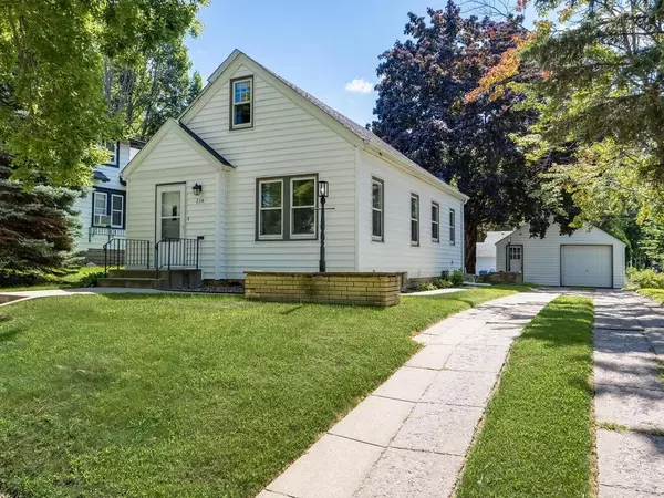 West Saint Paul, MN 55118,234 Haskell ST E