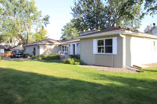 Cambridge, MN 55008,239 6th AVE SW