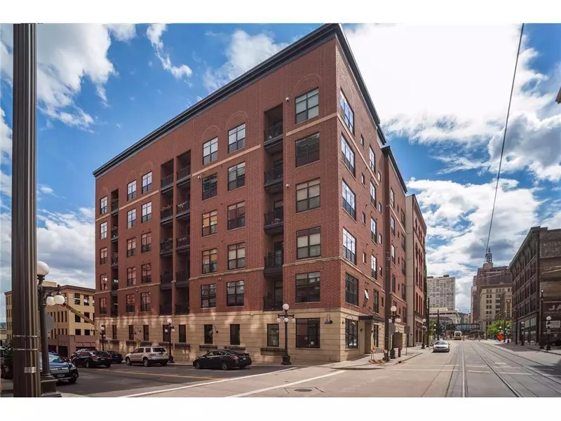 270 4th ST E #203, Saint Paul, MN 55101