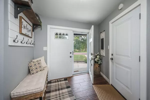 Blue Earth, MN 56013,223 Oak Knoll CT