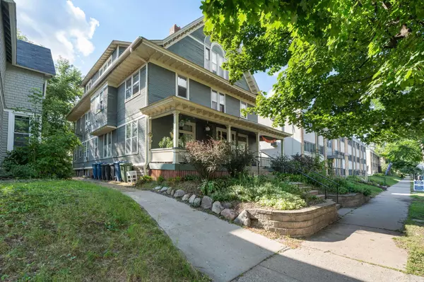 Minneapolis, MN 55405,2316-18 Aldrich AVE S