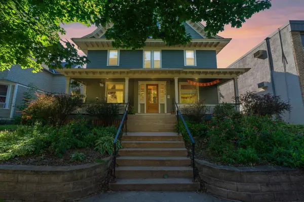 Minneapolis, MN 55405,2316-18 Aldrich AVE S
