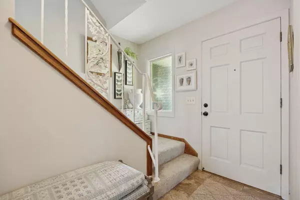 Golden Valley, MN 55426,10 Western TER