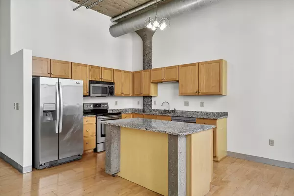 521 S 7th ST #510, Minneapolis, MN 55415